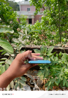 Iqoo Neo 7 ( Only Phone)